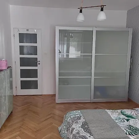 2,5 Izbovy V Ruzinove S Parkovanim Zdarma Διαμέρισμα