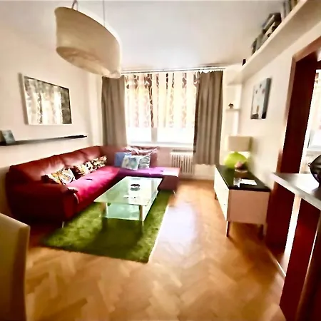 Apartman 2,5 Izbovy V Ruzinove S Parkovanim Zdarma